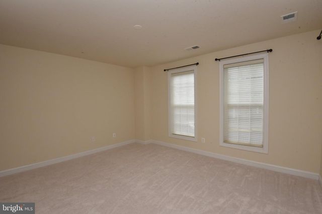 2358 MERSEYSIDE DR, Woodbridge, VA 22191