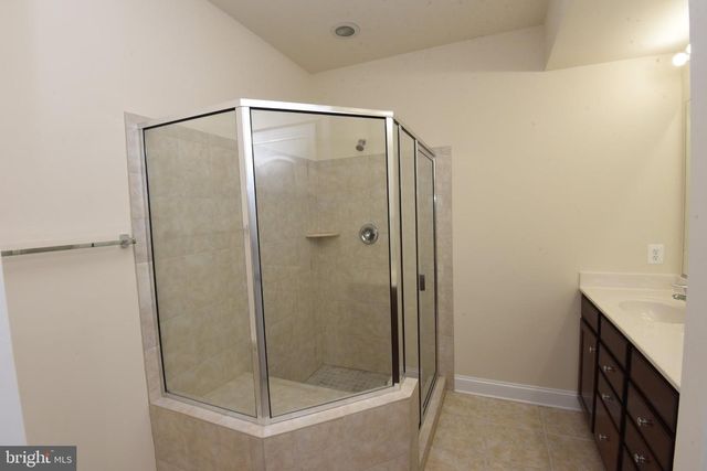 2358 MERSEYSIDE DR, Woodbridge, VA 22191