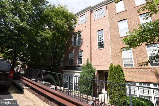 2358 MERSEYSIDE DR, Woodbridge, VA 22191