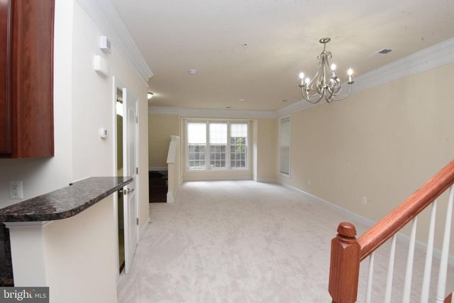 2358 MERSEYSIDE DR, Woodbridge, VA 22191