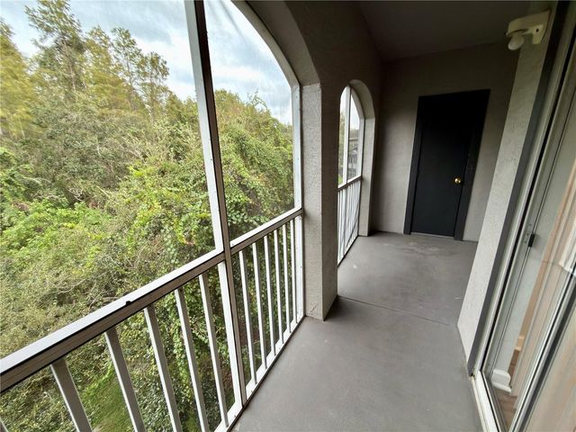 13235 SANCTUARY COVE DRIVE 303, Temple Terrace, FL 33637