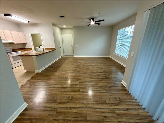 13235 SANCTUARY COVE DRIVE 303, Temple Terrace, FL 33637