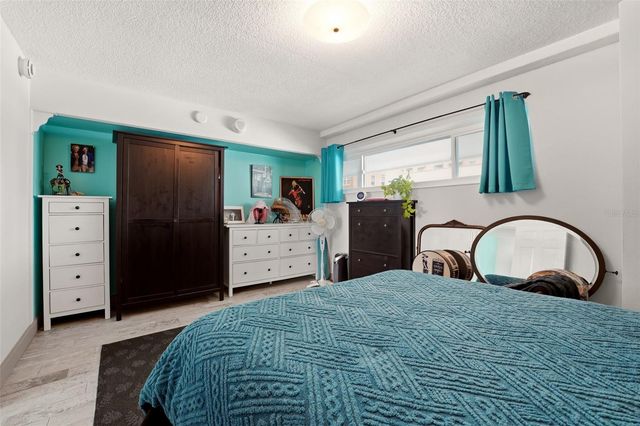 33 S GULFSTREAM AVENUE 404, Sarasota, FL 34236
