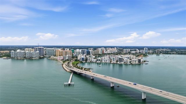 33 S GULFSTREAM AVENUE 404, Sarasota, FL 34236