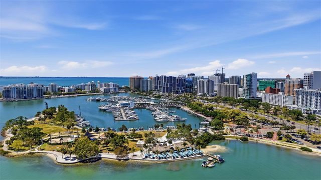 33 S GULFSTREAM AVENUE 404, Sarasota, FL 34236