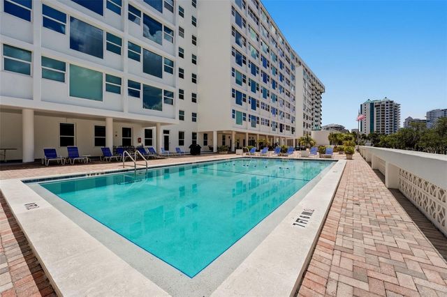 33 S GULFSTREAM AVENUE 404, Sarasota, FL 34236