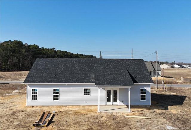 120 Orchard Lane, Parkton, NC 28371