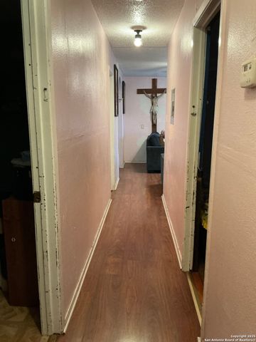 755 G, San Antonio, TX 78220