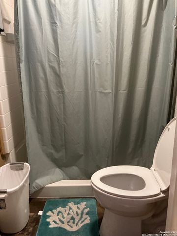 755 G, San Antonio, TX 78220
