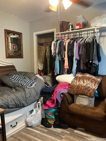 755 G, San Antonio, TX 78220