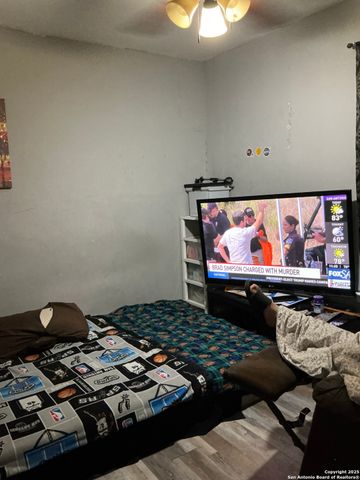 755 G, San Antonio, TX 78220