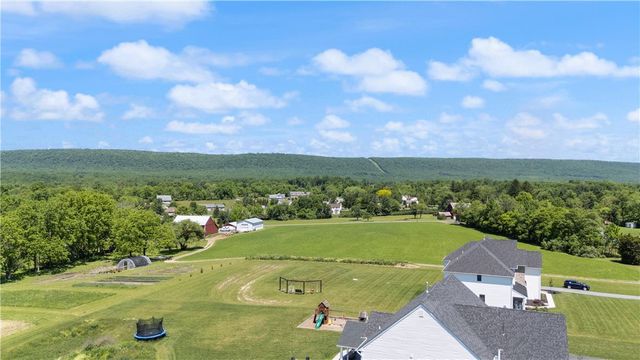 1263 Keller Road, Bushkill Twp, PA 18091