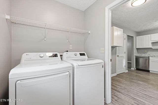 5516 W Emory Rd, Powell, TN 37849
