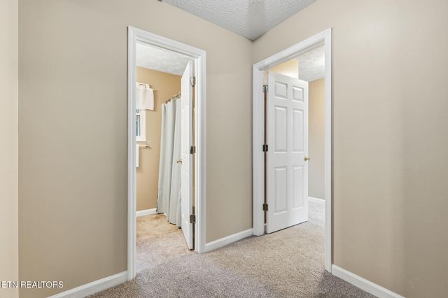5516 W Emory Rd, Powell, TN 37849