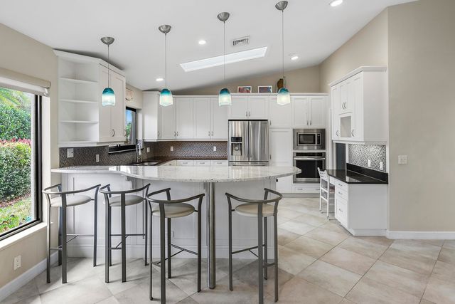 4194 SW Gleneagle Circle, Palm City, FL 34990