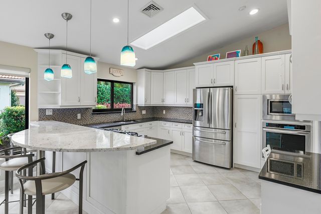 4194 SW Gleneagle Circle, Palm City, FL 34990