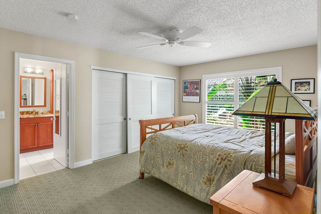 4194 SW Gleneagle Circle, Palm City, FL 34990