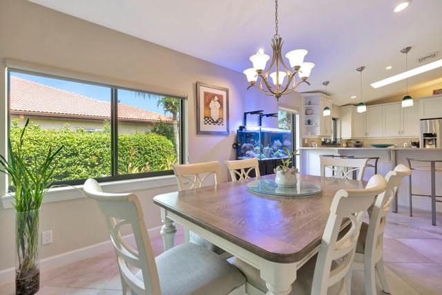 4194 SW Gleneagle Circle, Palm City, FL 34990