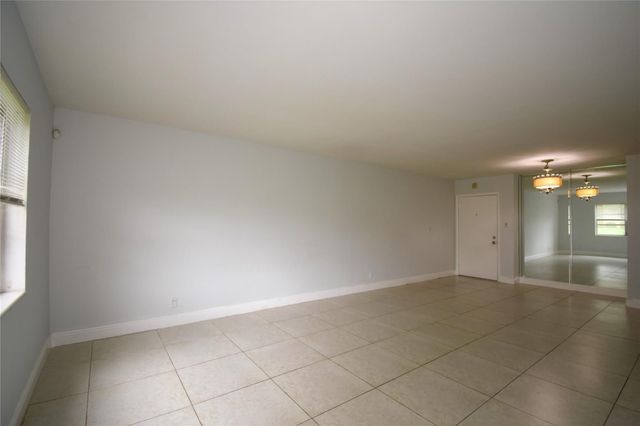 9 NE 19TH Court 119C, Wilton Manors, FL 33305