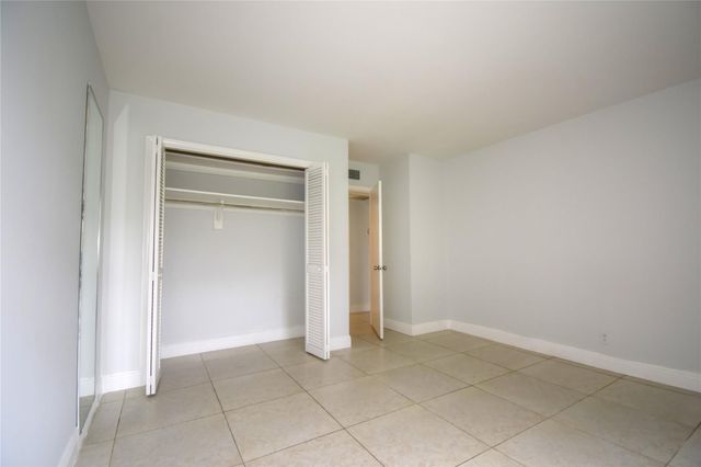 9 NE 19TH Court 119C, Wilton Manors, FL 33305