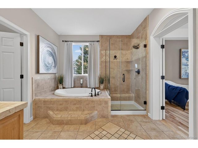 6214 Devinney Cir, Arvada, CO 80004