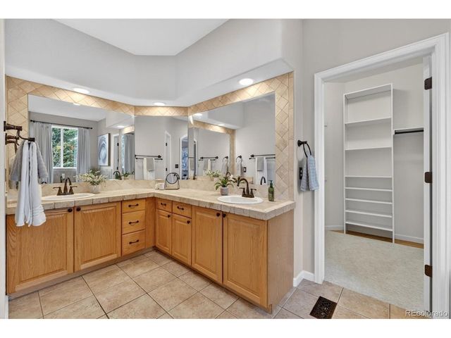 6214 Devinney Cir, Arvada, CO 80004