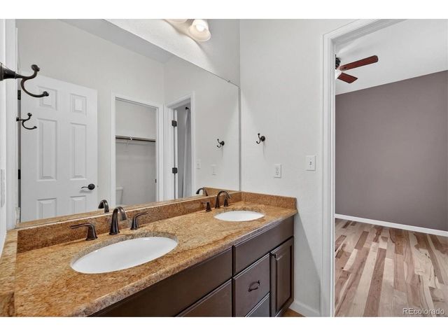 6214 Devinney Cir, Arvada, CO 80004