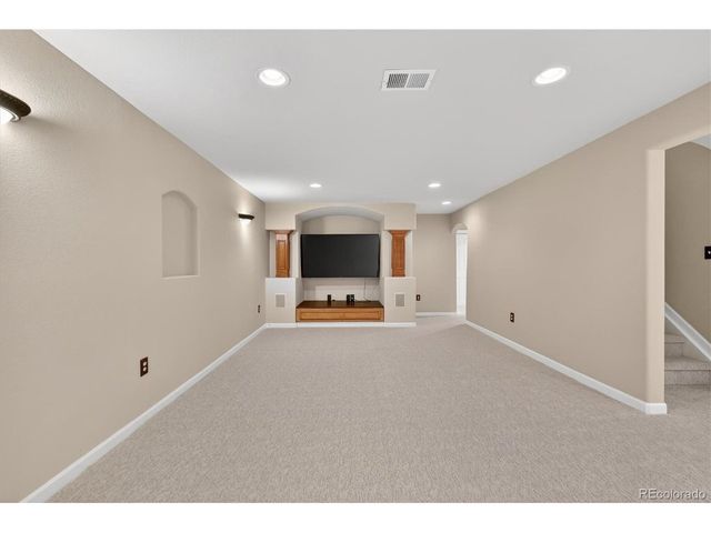 6214 Devinney Cir, Arvada, CO 80004