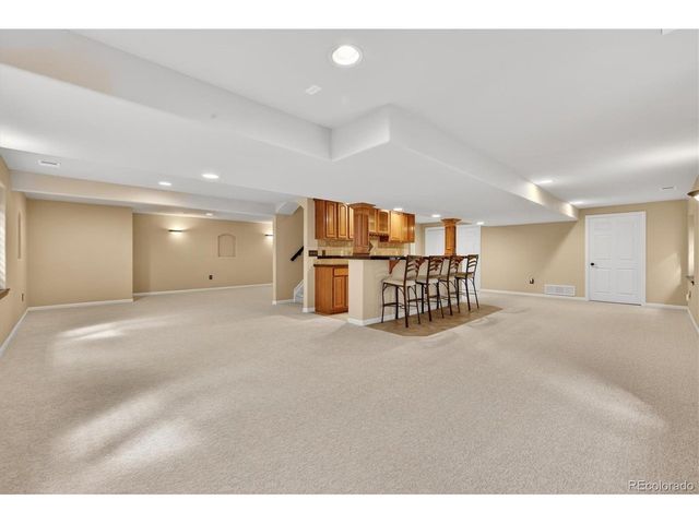 6214 Devinney Cir, Arvada, CO 80004