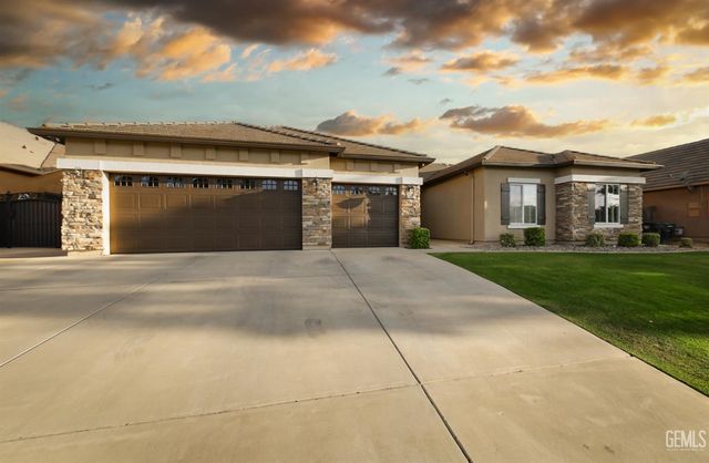 12601 Larkin Drive, Bakersfield, CA 93312