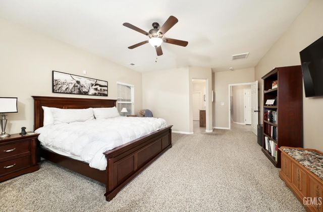 12601 Larkin Drive, Bakersfield, CA 93312