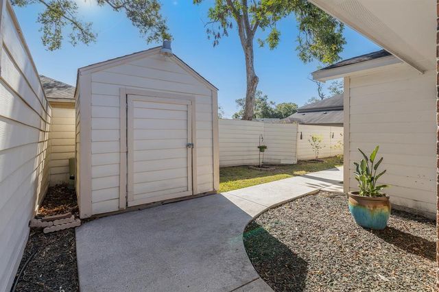 626 N Starboard Street, Crosby, TX 77532
