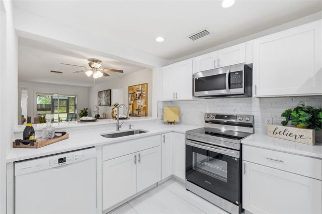 5265 E BAY DRIVE 114, Clearwater, FL 33764