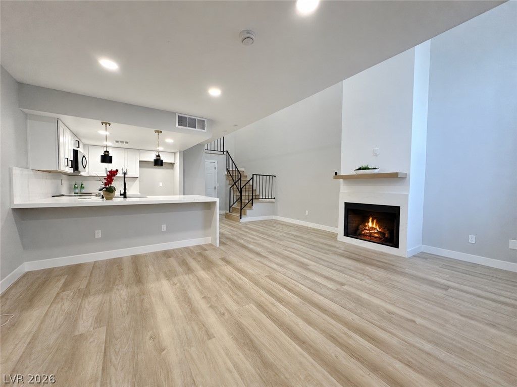 2471 Old Forge Lane 103, Las Vegas, NV 89121 — photo 4