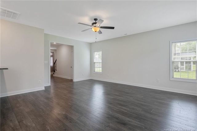 109 E 6th Avenue, Raeford, NC 28376