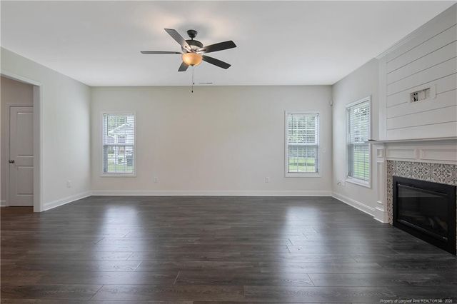 109 E 6th Avenue, Raeford, NC 28376