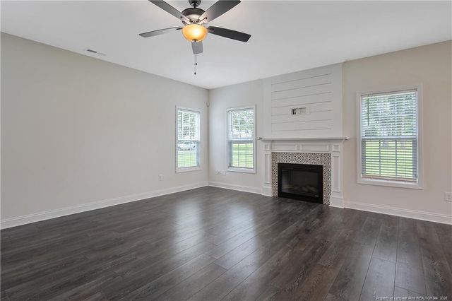 109 E 6th Avenue, Raeford, NC 28376