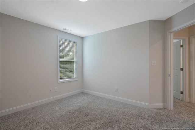 109 E 6th Avenue, Raeford, NC 28376