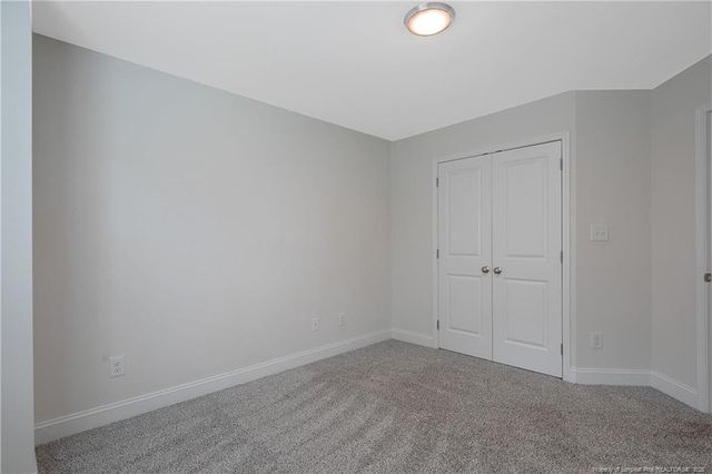 109 E 6th Avenue, Raeford, NC 28376