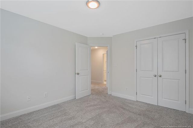 109 E 6th Avenue, Raeford, NC 28376