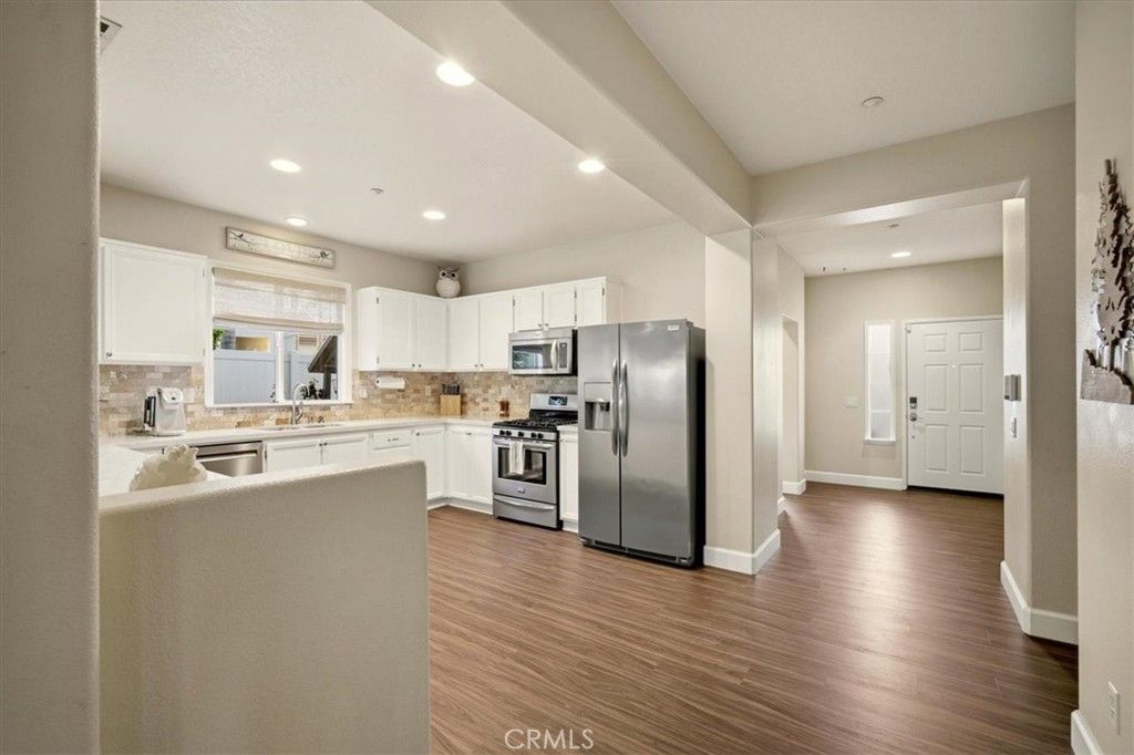 Image 14 of property listing at 8170 Bon View Drive, Riverside, CA 92508