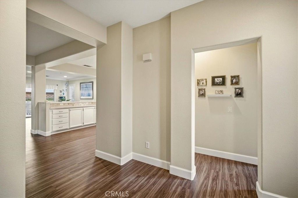 Image 9 of property listing at 8170 Bon View Drive, Riverside, CA 92508