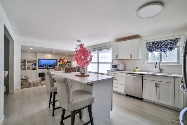 6994 Lincoln Avenue Extension, Lockport Town, NY 14094