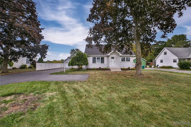 6994 Lincoln Avenue Extension, Lockport Town, NY 14094