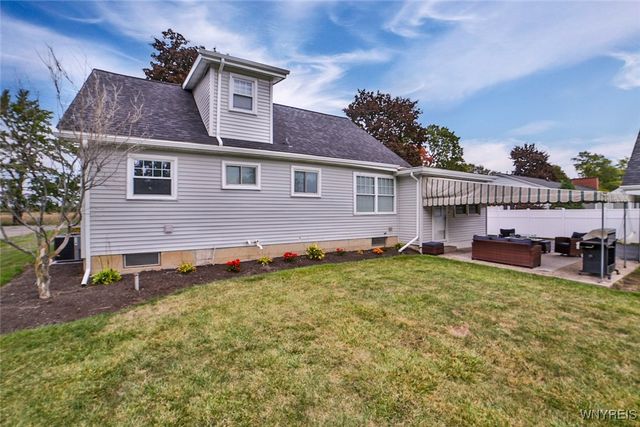 6994 Lincoln Avenue Extension, Lockport Town, NY 14094