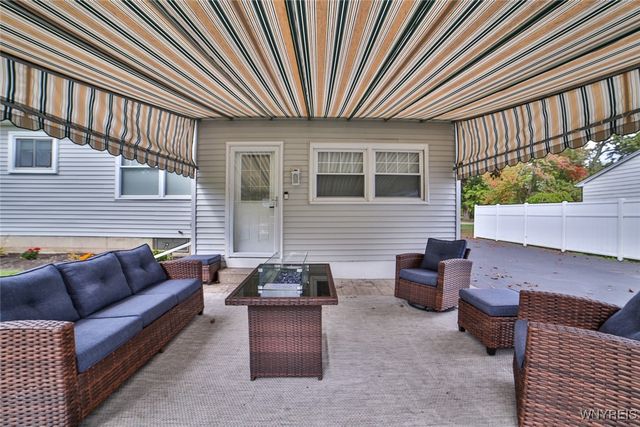 6994 Lincoln Avenue Extension, Lockport Town, NY 14094