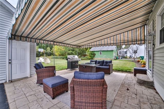 6994 Lincoln Avenue Extension, Lockport Town, NY 14094