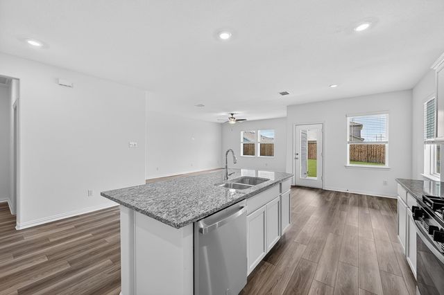 2345 Buffalo Bayou Way, Crandall, TX 75114