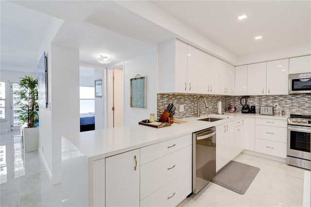 3500 Galt Ocean Drive 716, Fort Lauderdale, FL 33308