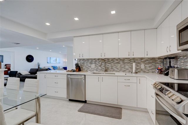 3500 Galt Ocean Drive 716, Fort Lauderdale, FL 33308